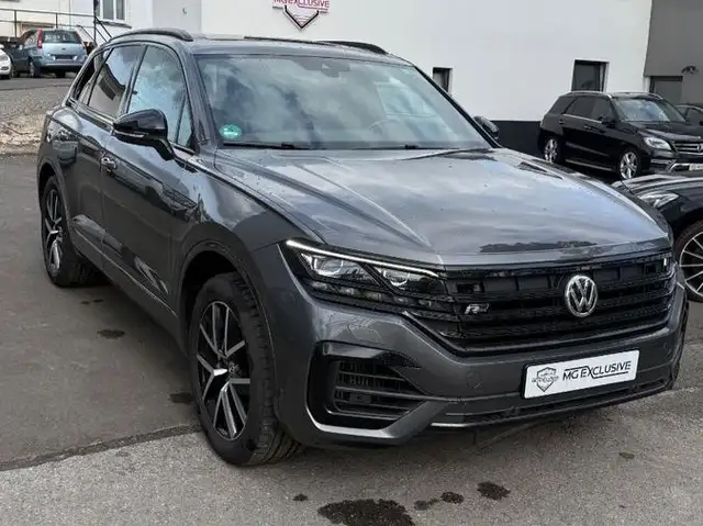 Volkswagen Touareg R Line 4Motion