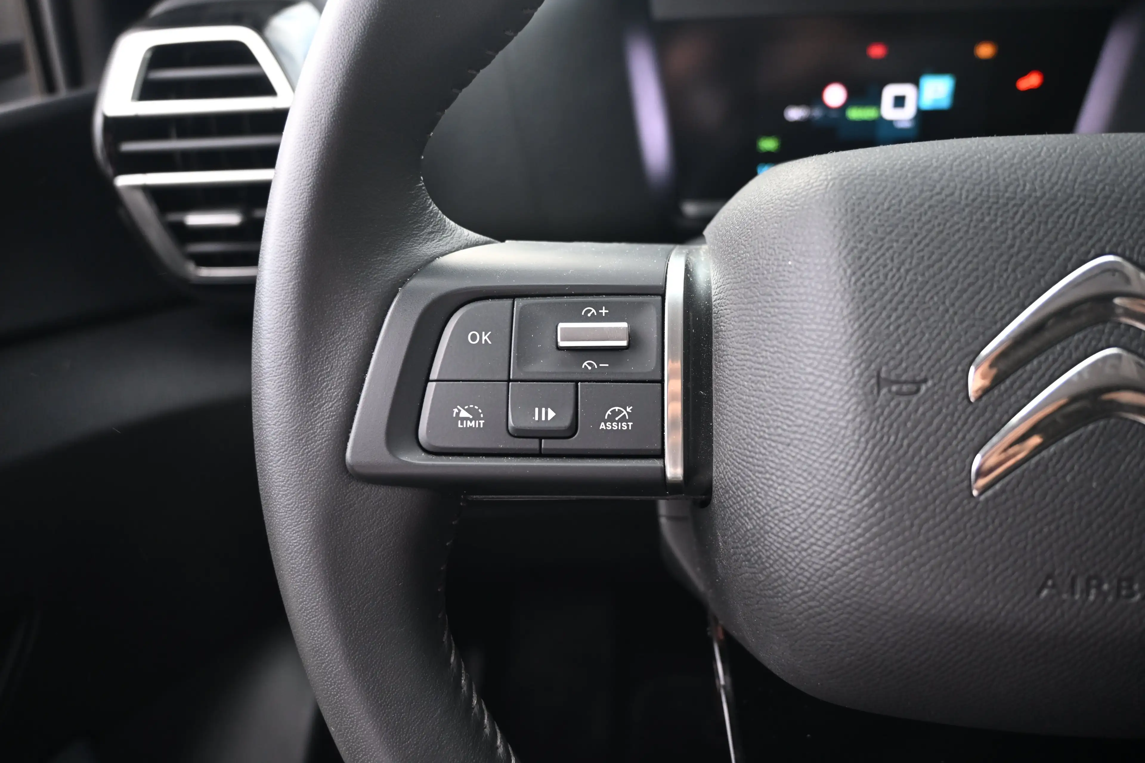 Citroen E-C4 Electric You 50 kWh 96%SOH! 3 Fase | Navigatie by App | Ach — photo 15