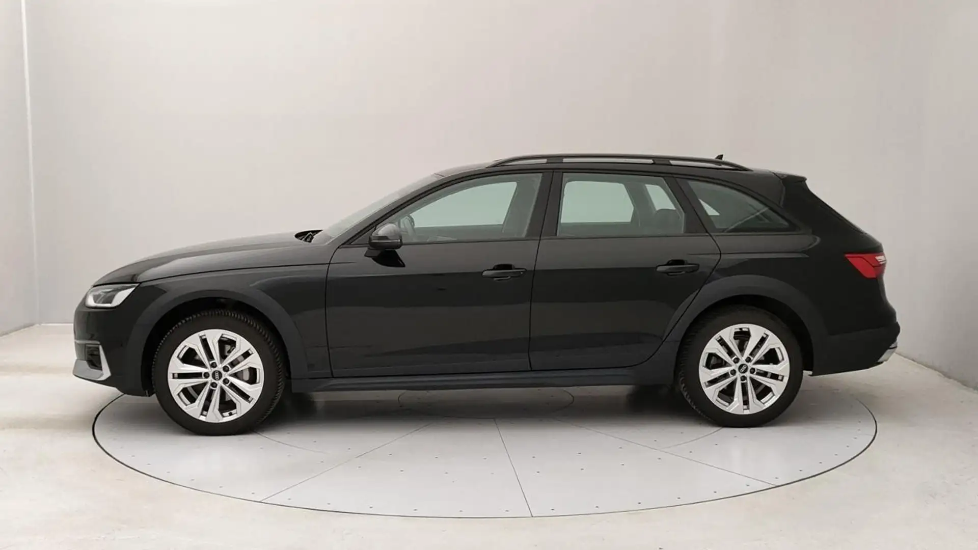 Audi A4 allroad 40 2.0 tdi mhev Busin.quattro 204cv s-tronic Nero - 2