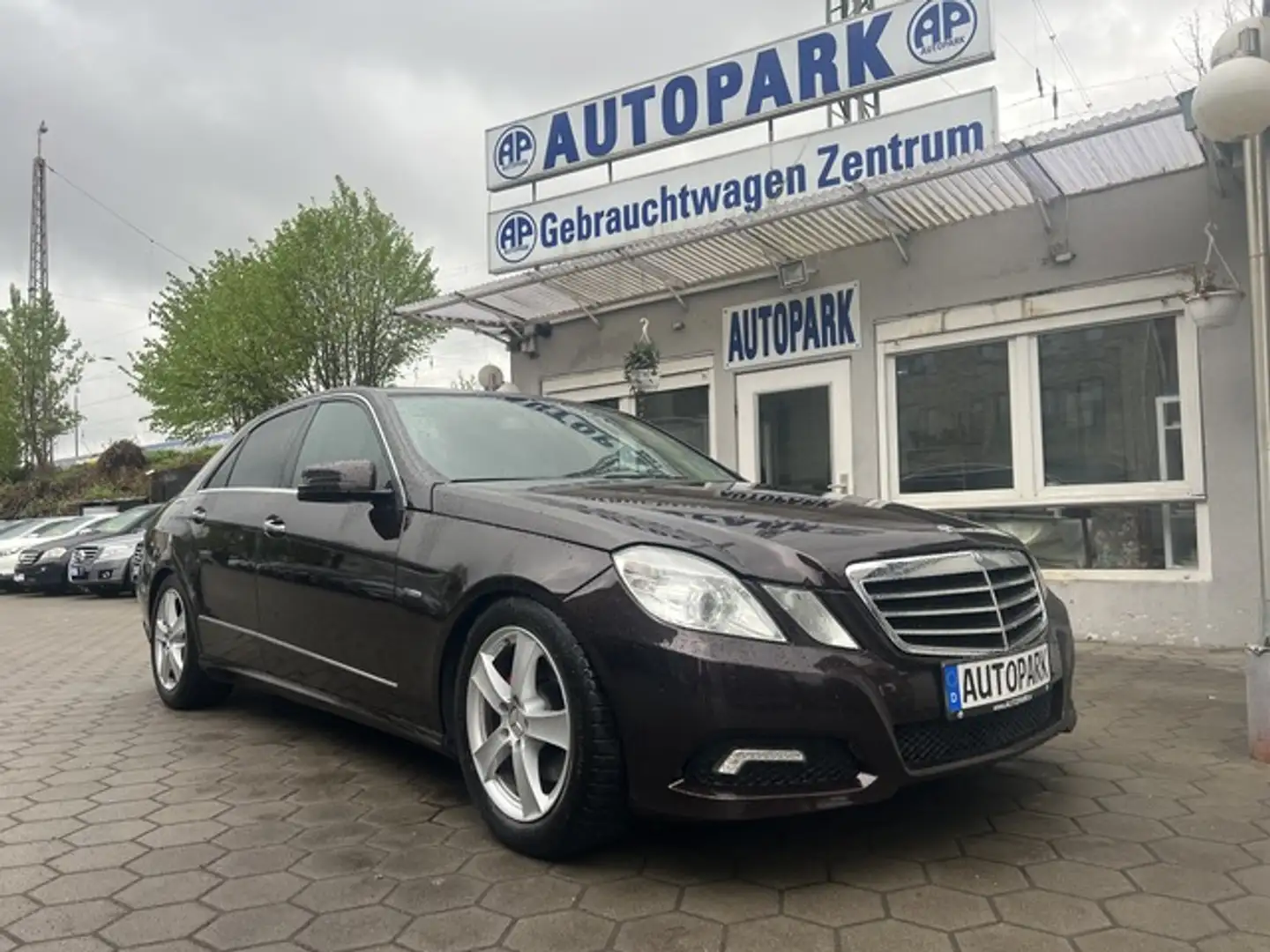 Mercedes-Benz E 350 CDI Blue Efficiency Avantgarde Limousine Brun - 1