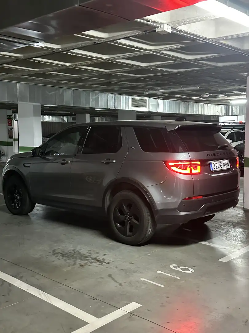 Land Rover Discovery Sport 2.0D TD4 MHEV HSE AWD Auto 163 - 2