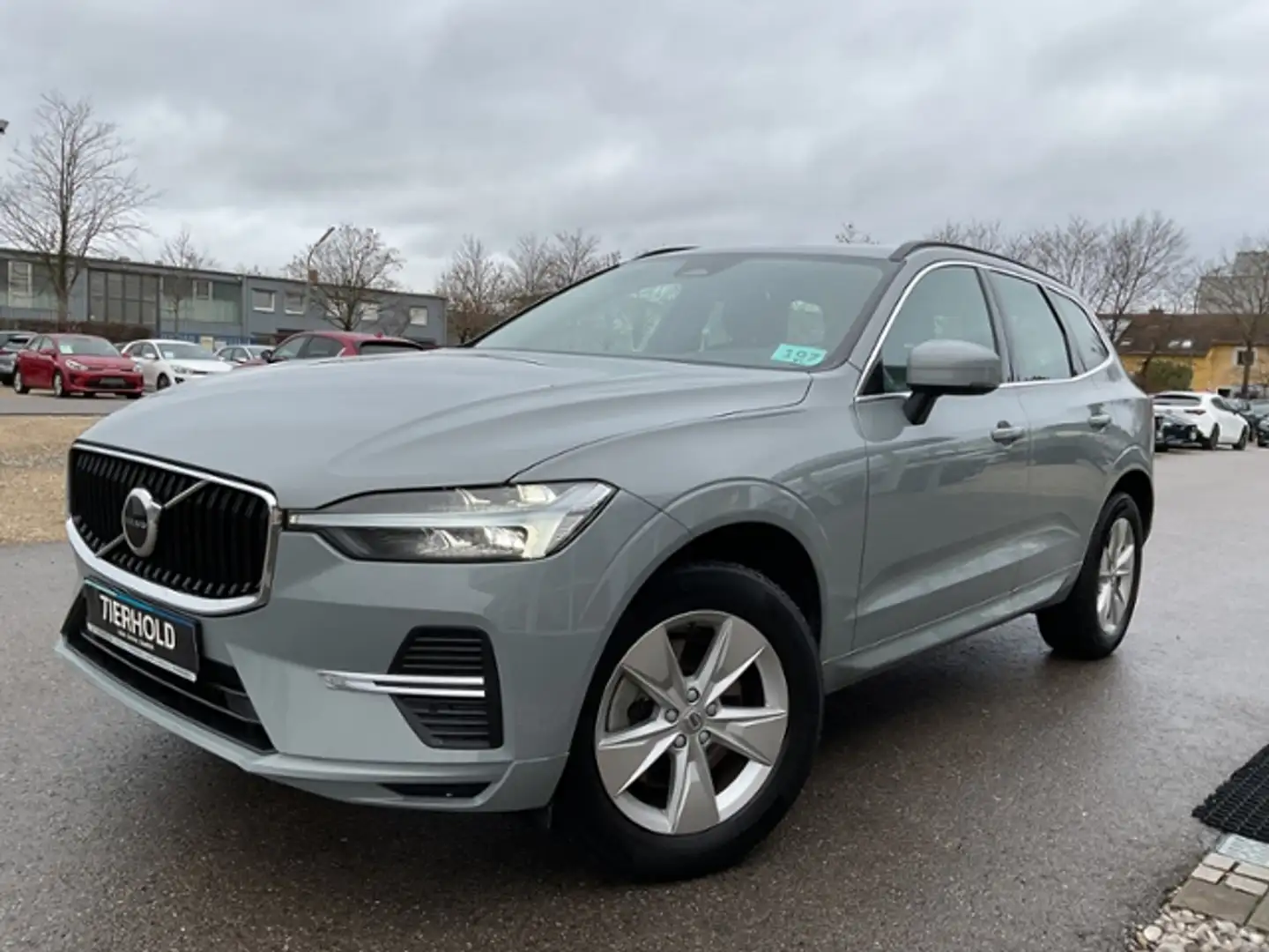 Volvo XC60 B4 Core 2WD AT Google 18" Allwetterreifen Grau - 2
