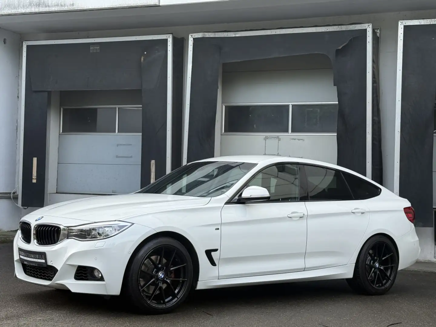 BMW 330 D M-Sport Xenon Navi Kamera 19 Blanc - 2