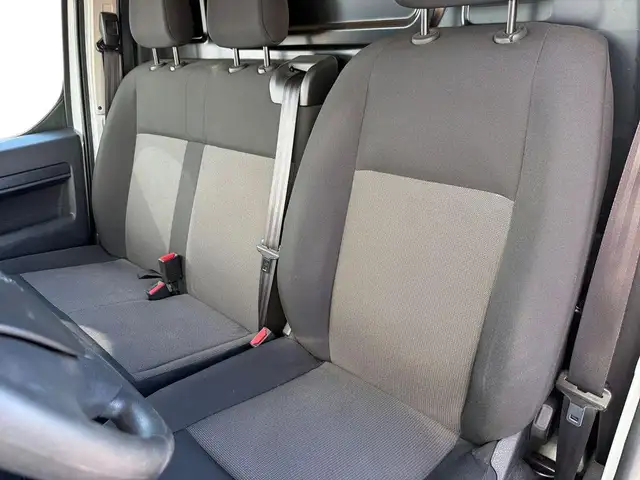 Peugeot Expert view 10