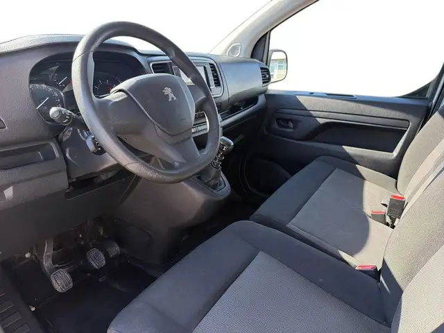 Peugeot Expert view 6
