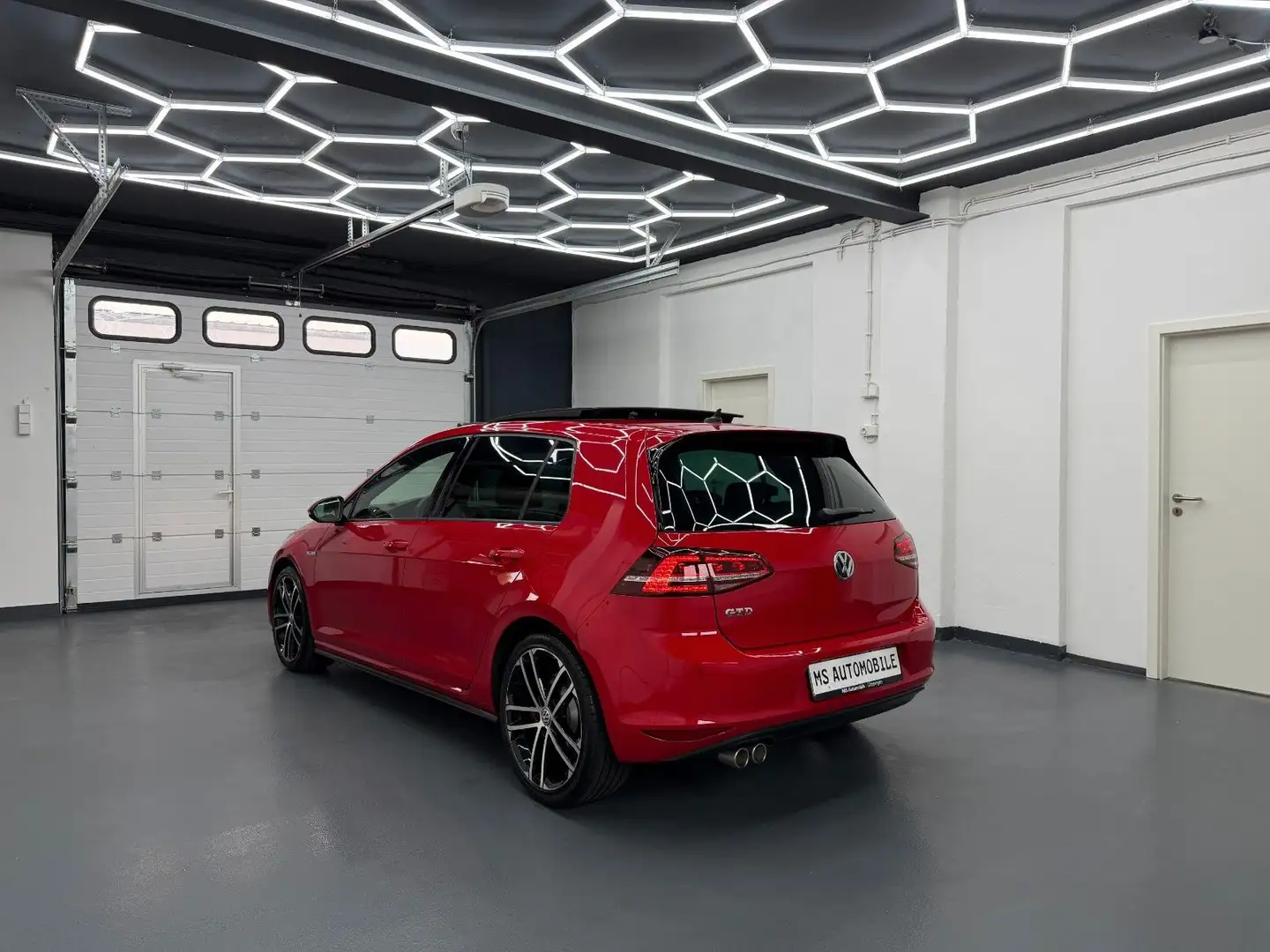 Volkswagen Golf VII Lim. GTD *SCHALTER*PANORAMA*DRIVE MODE* Rot - 2