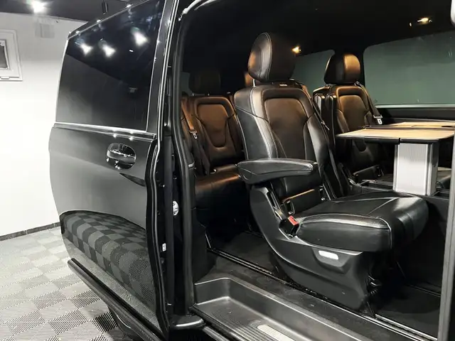 Mercedes-Benz 250 view 15