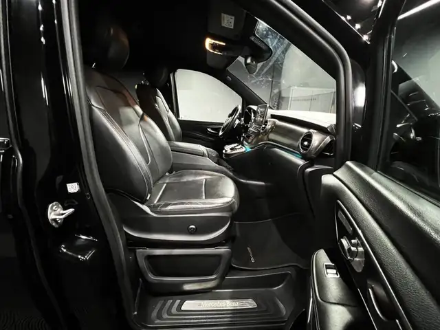 Mercedes-Benz 250 view 14