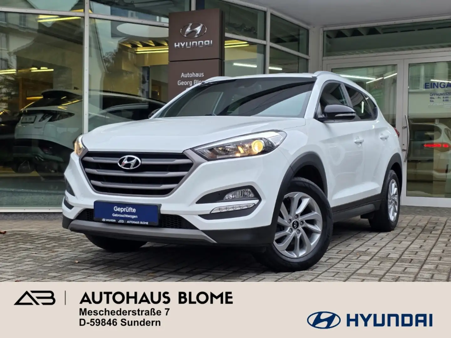 Hyundai TUCSON 1.6 Passion blue, AHK, Totwinkel, Navi, Kamera, Si Bianco - 1