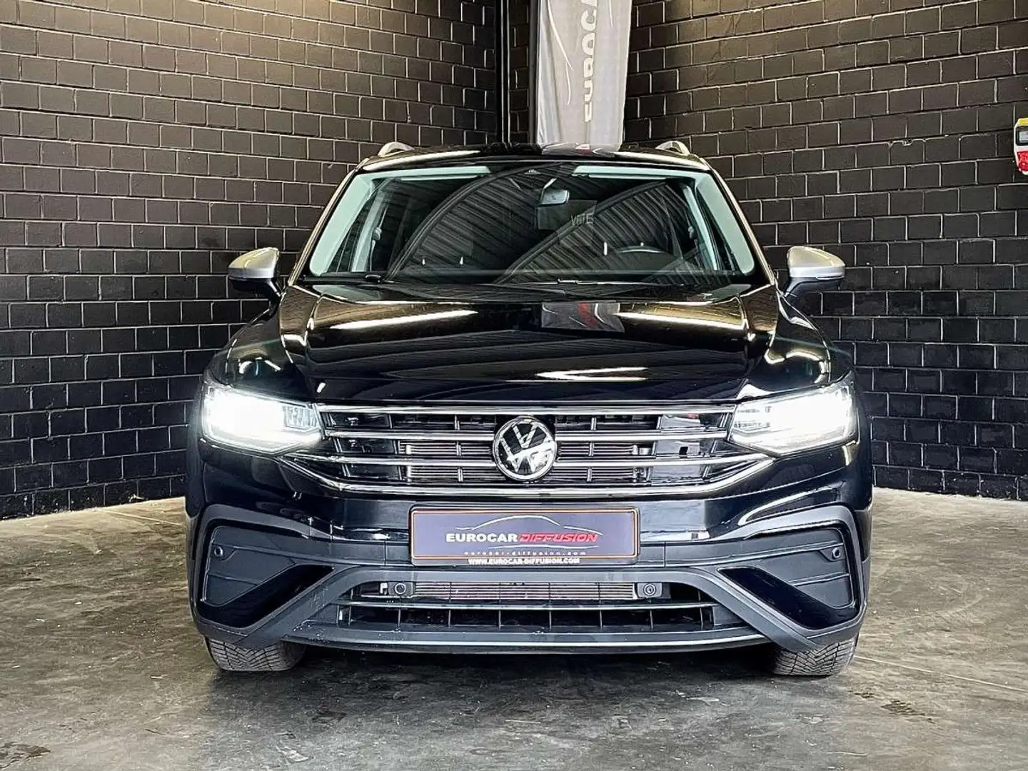 Volkswagen Tiguan Allspace Life 2.0 TDI 150 CV DSG 7 ** 7 pl Noir - 2