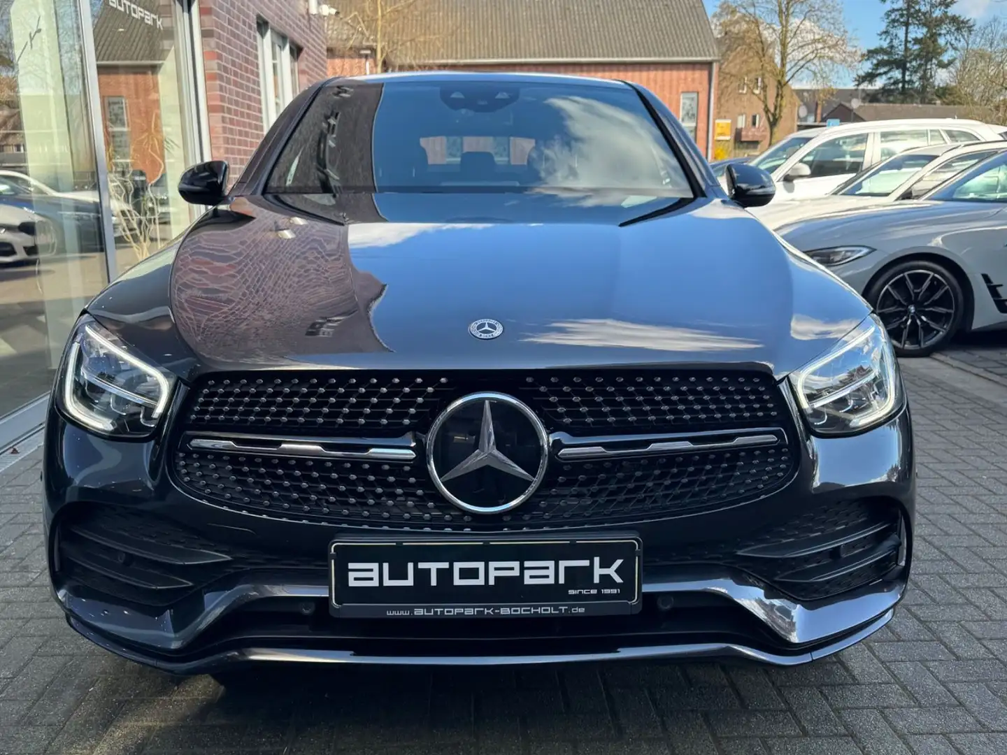 Mercedes-Benz GLC 400 d 4M AMG Coupe Night AHK HiFi ACC designo Gris - 2