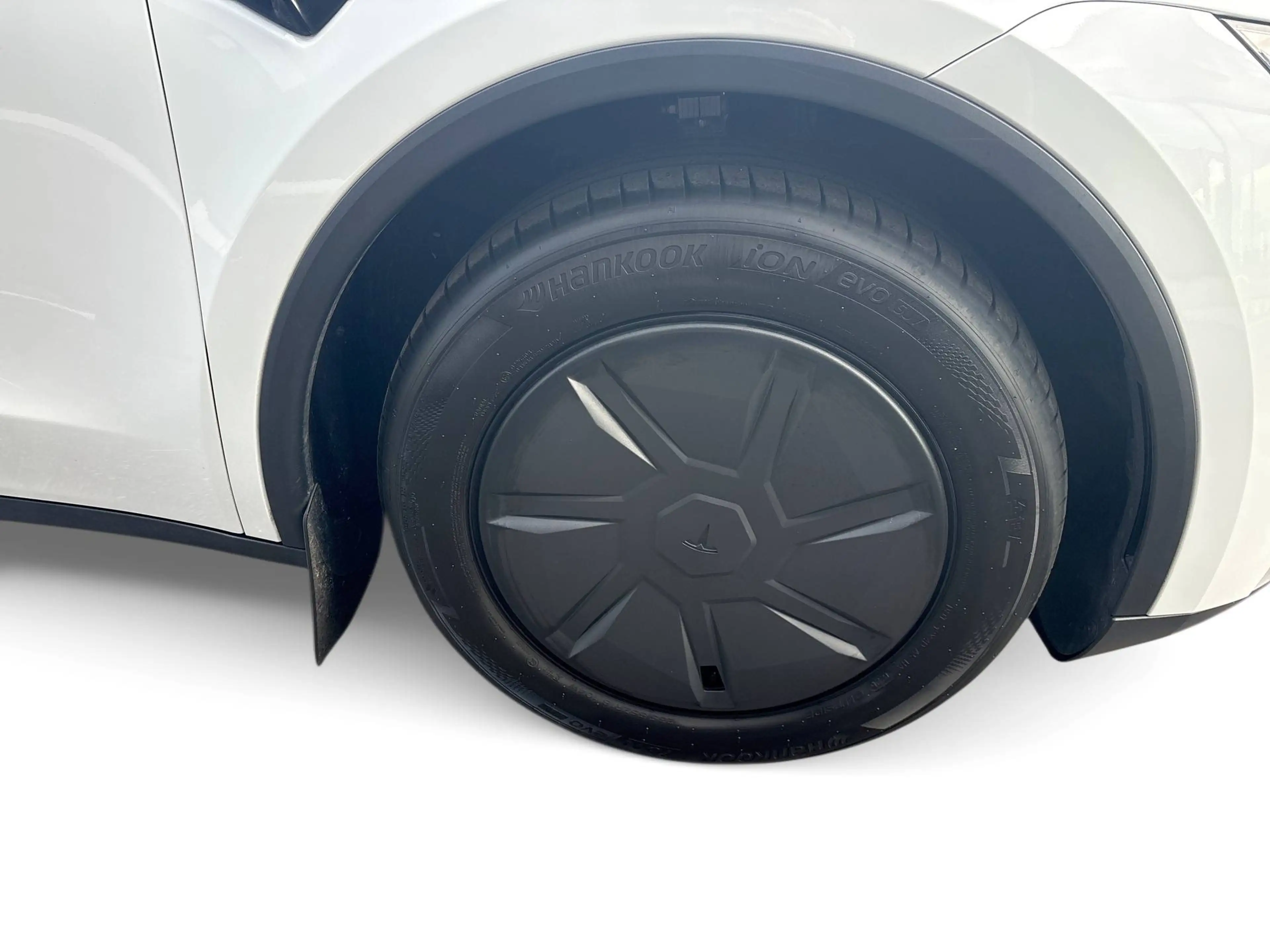 Tesla Model Y RWD/Certified Pre Owned — photo 12