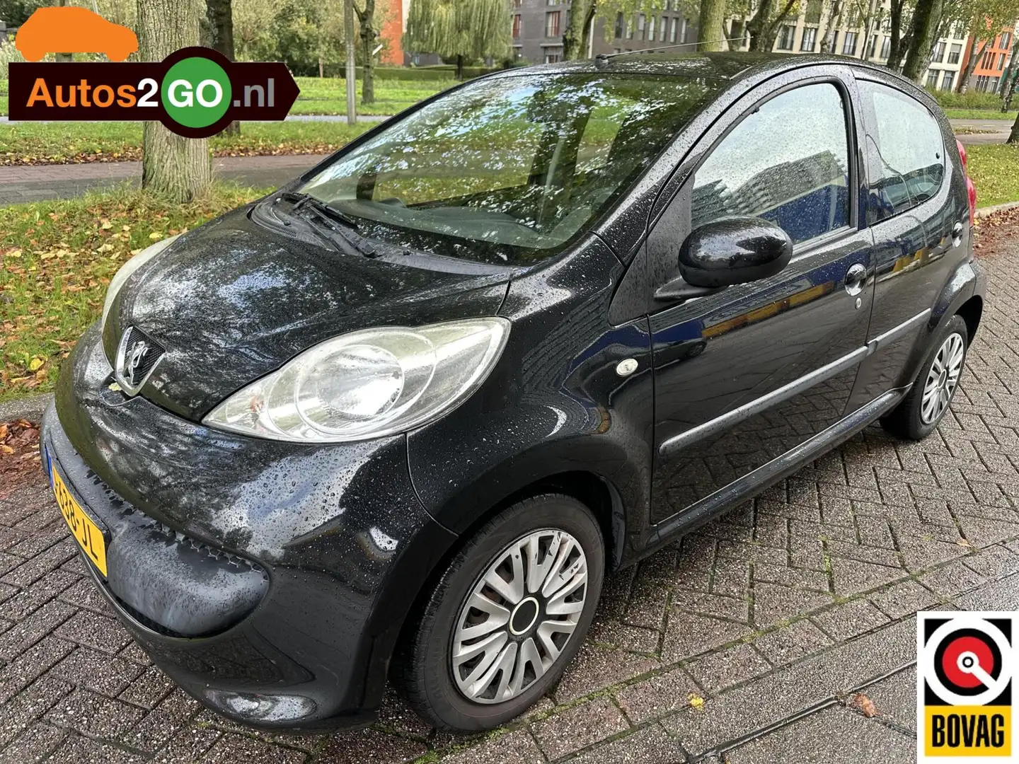 Peugeot 107 1.0-12V XS Zwart - 1