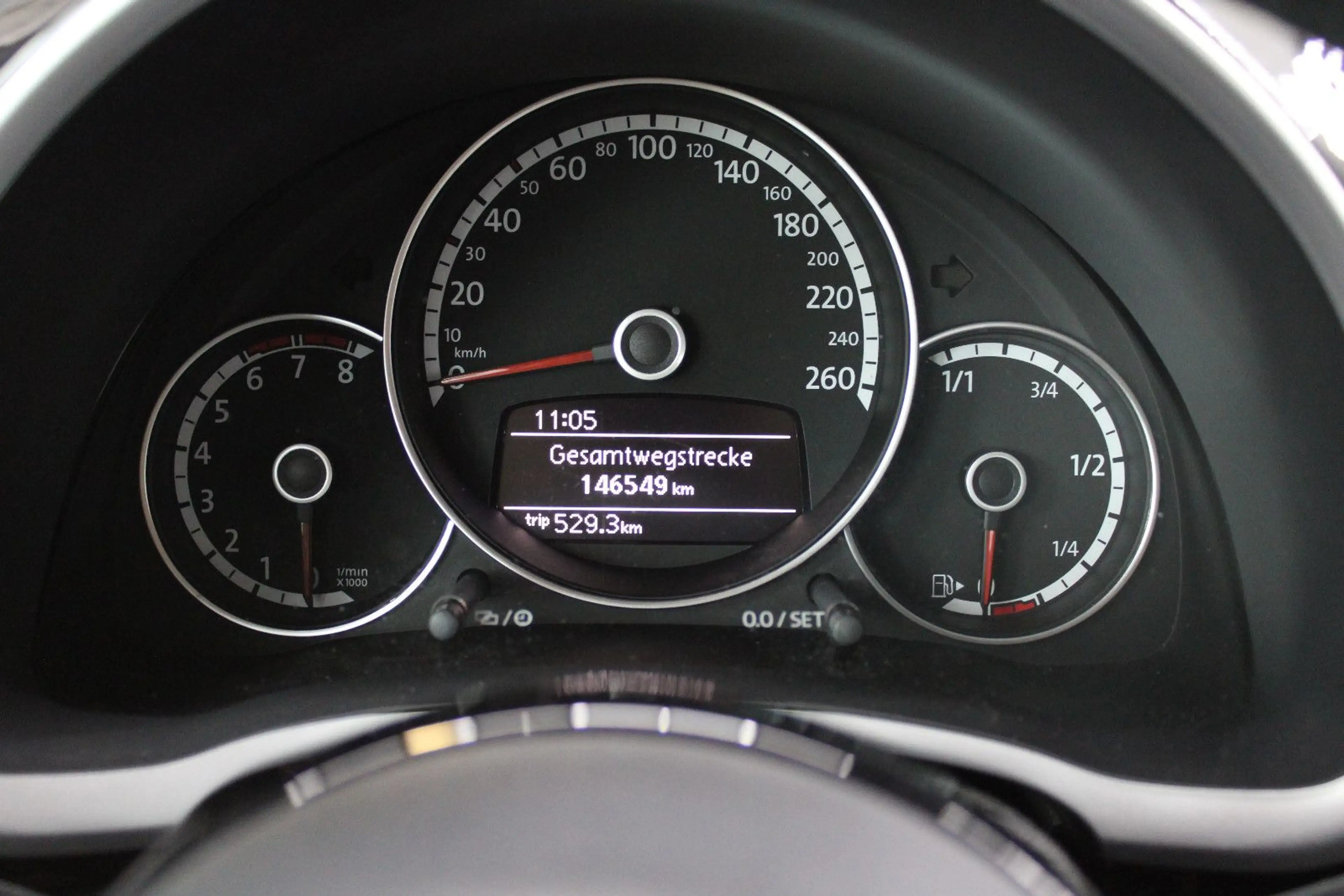 Volkswagen Beetle Lim. Design+SHZ+PDC+KLIMA+TEMP+ — photo 11