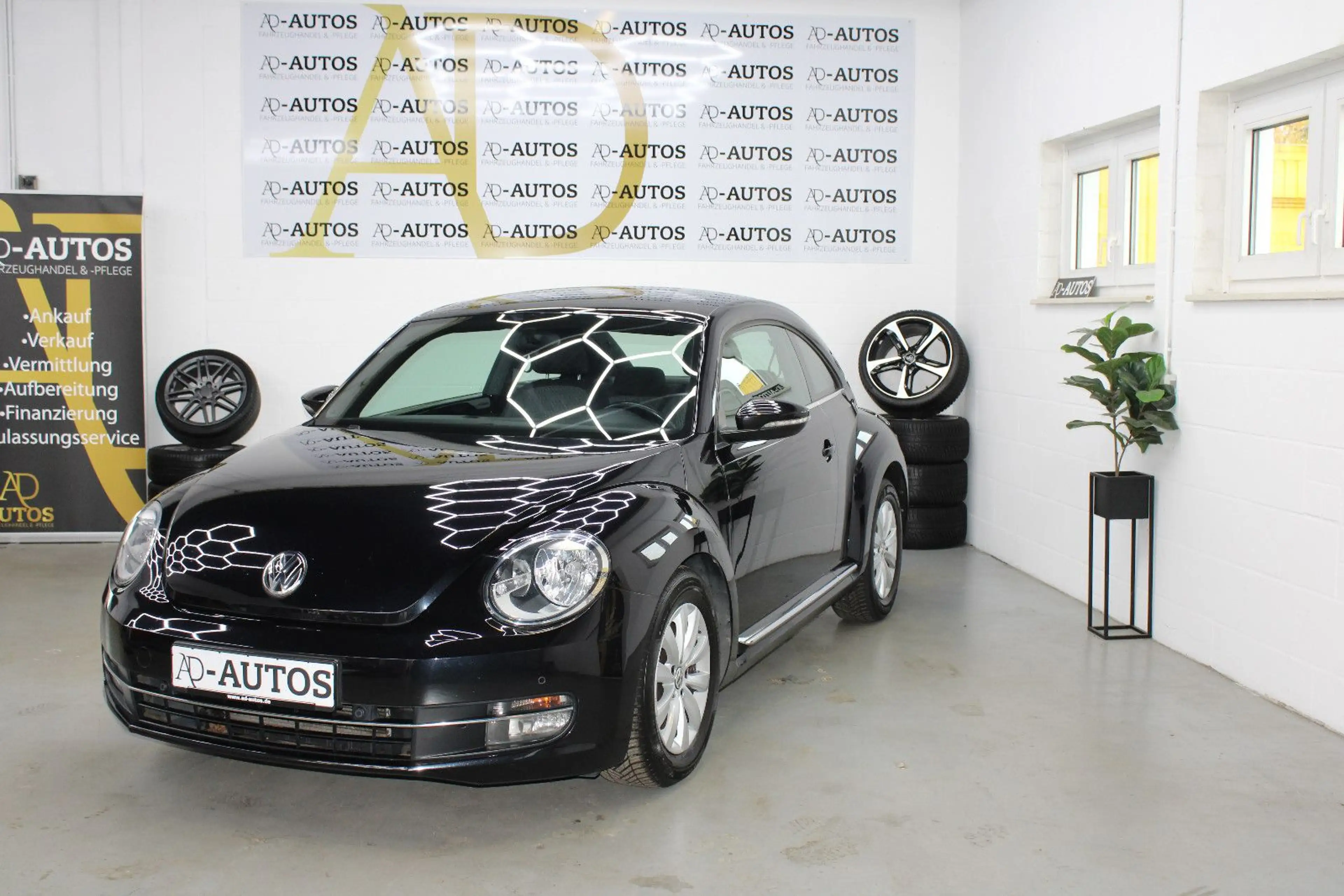Volkswagen Beetle Lim. Design+SHZ+PDC+KLIMA+TEMP+