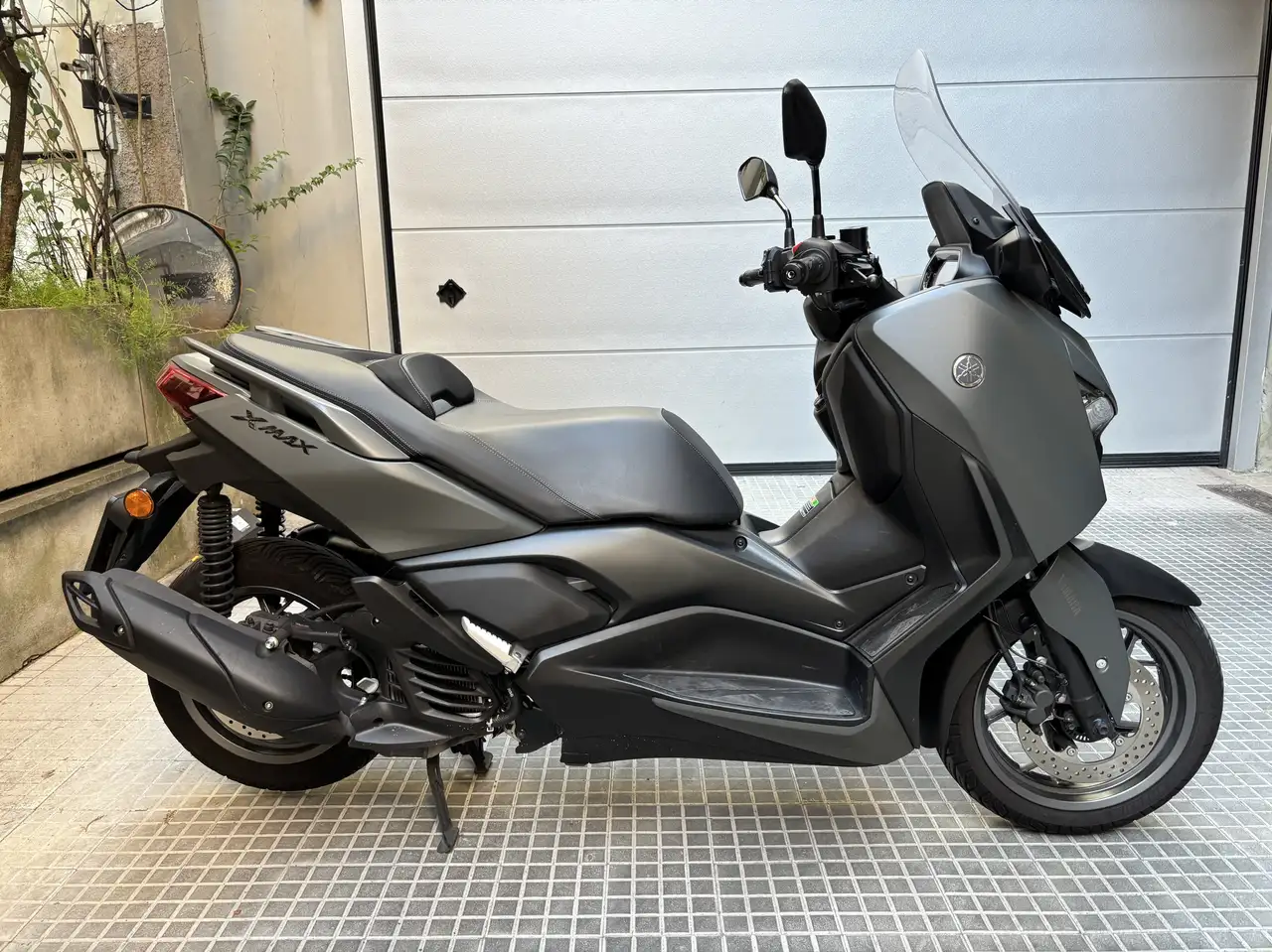 Yamaha X-Max 125