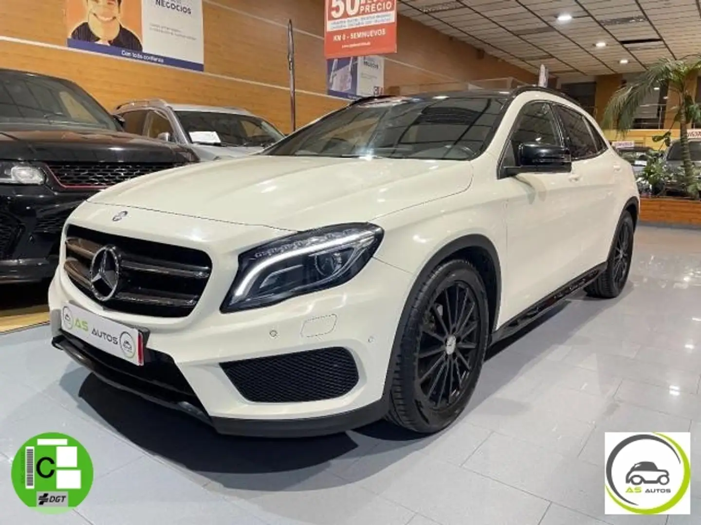 Mercedes-Benz GLA 200 200d 7G-DCT Blanco - 1