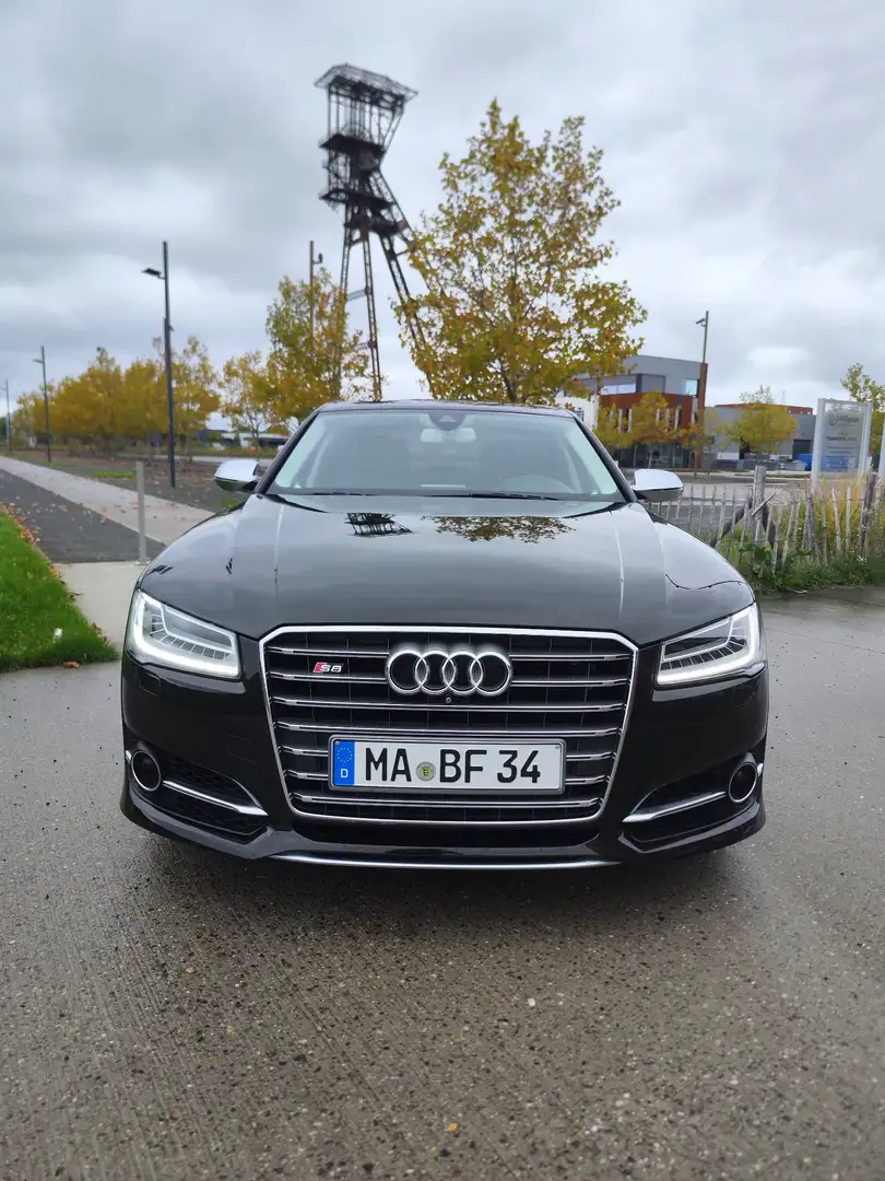 Audi S8 desegin selection - 2