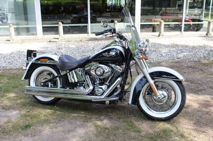 Harley-Davidson Heritage FLST-N Heritage Nostalgia De Luxe