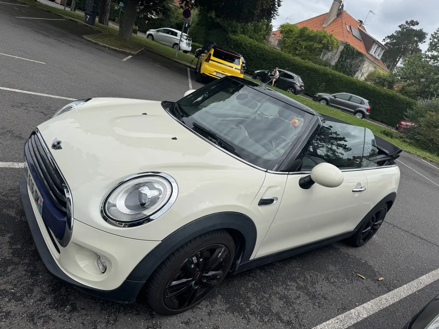 MINI Cooper D Cabrio Cabriolet 116 ch BVA6 Finition Chili - 1