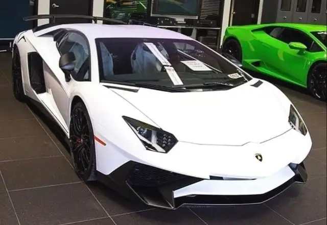 Lamborghini Aventador LP770-4 SVJ