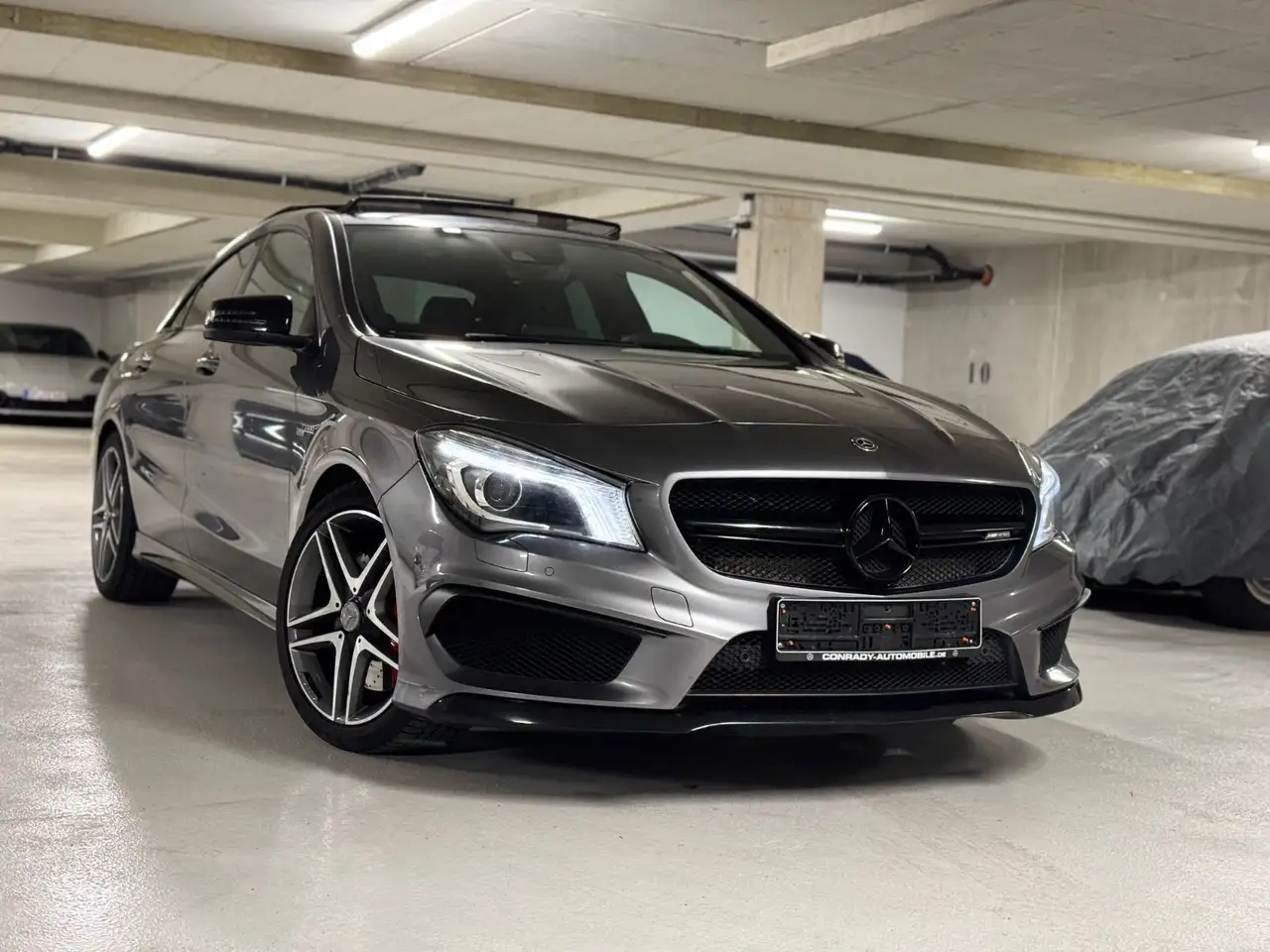 Mercedes-Benz CLA 45 AMG