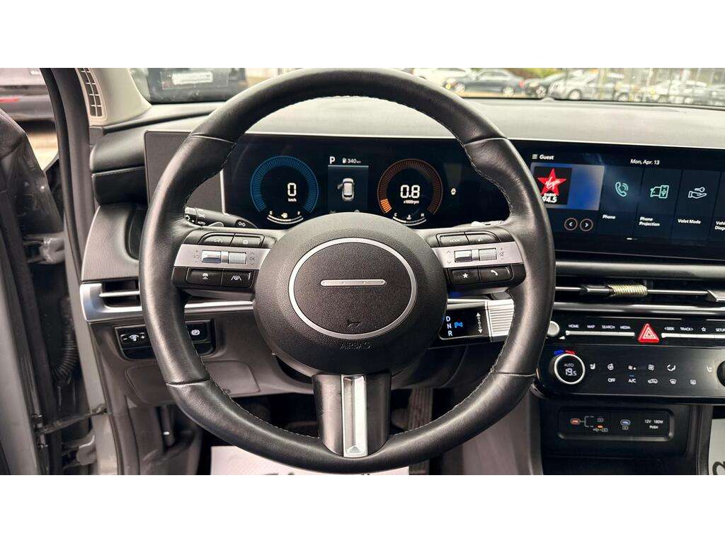 2025 Hyundai Tucson — view 9