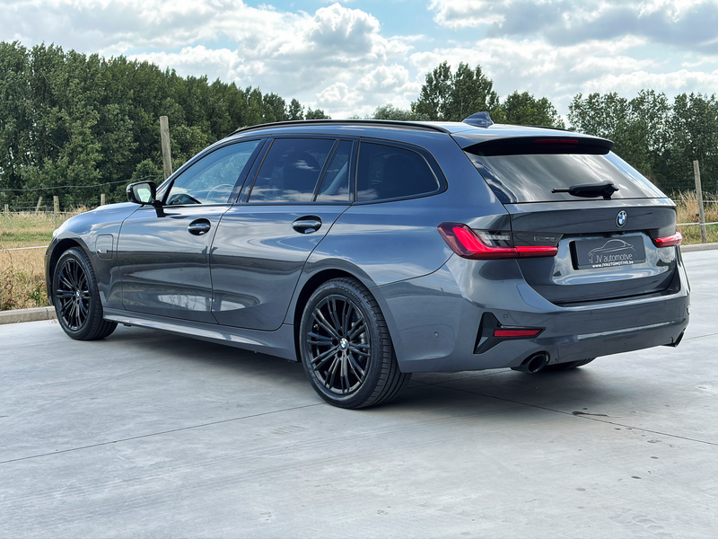BMW 330 Touring 330eA PHEV * PANO * CAMERA * LEDER * — photo 9