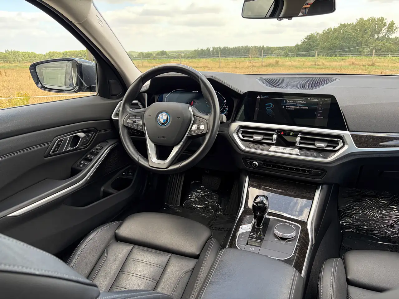 BMW 330 Touring 330eA PHEV * PANO * CAMERA * LEDER *, миниатюра 11