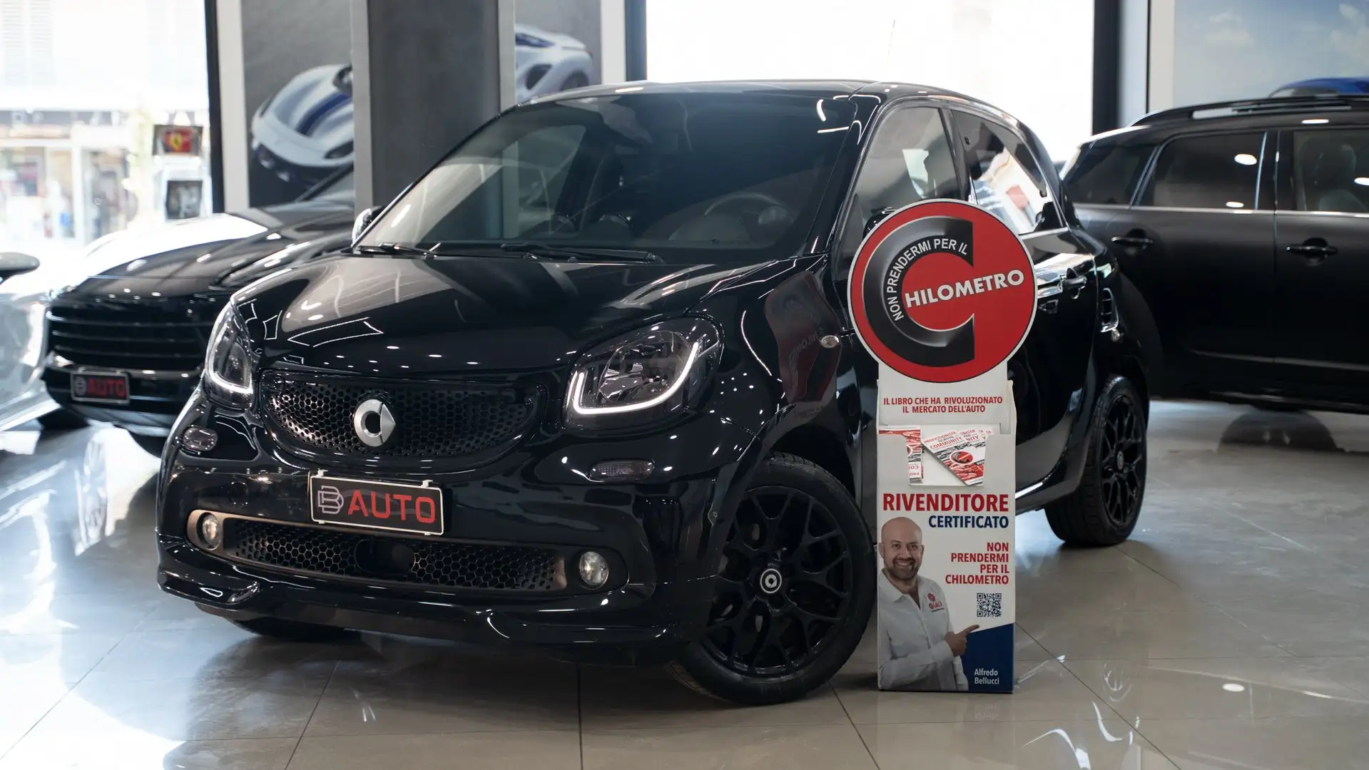 smart forFour 0.9 90 CV SUPERPASSION TWINAMIC 16" NAVI LED FULL Nero - 1