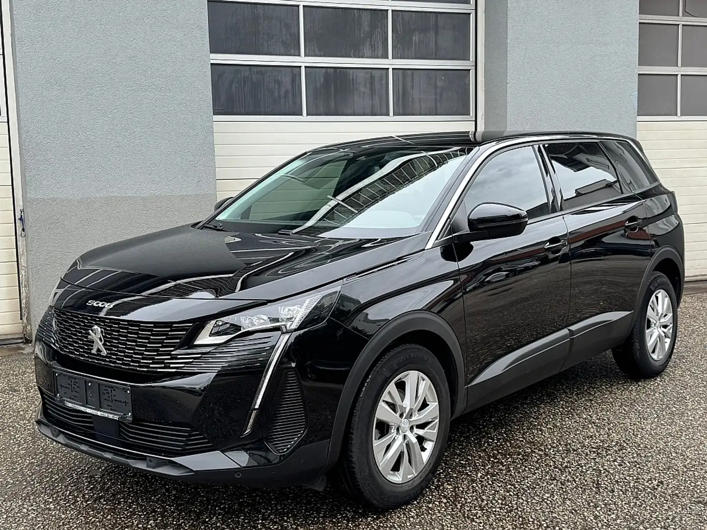 Peugeot 5008 BlueHDI 130 EAT8 Allure *7-SITZER* Schwarz - 1