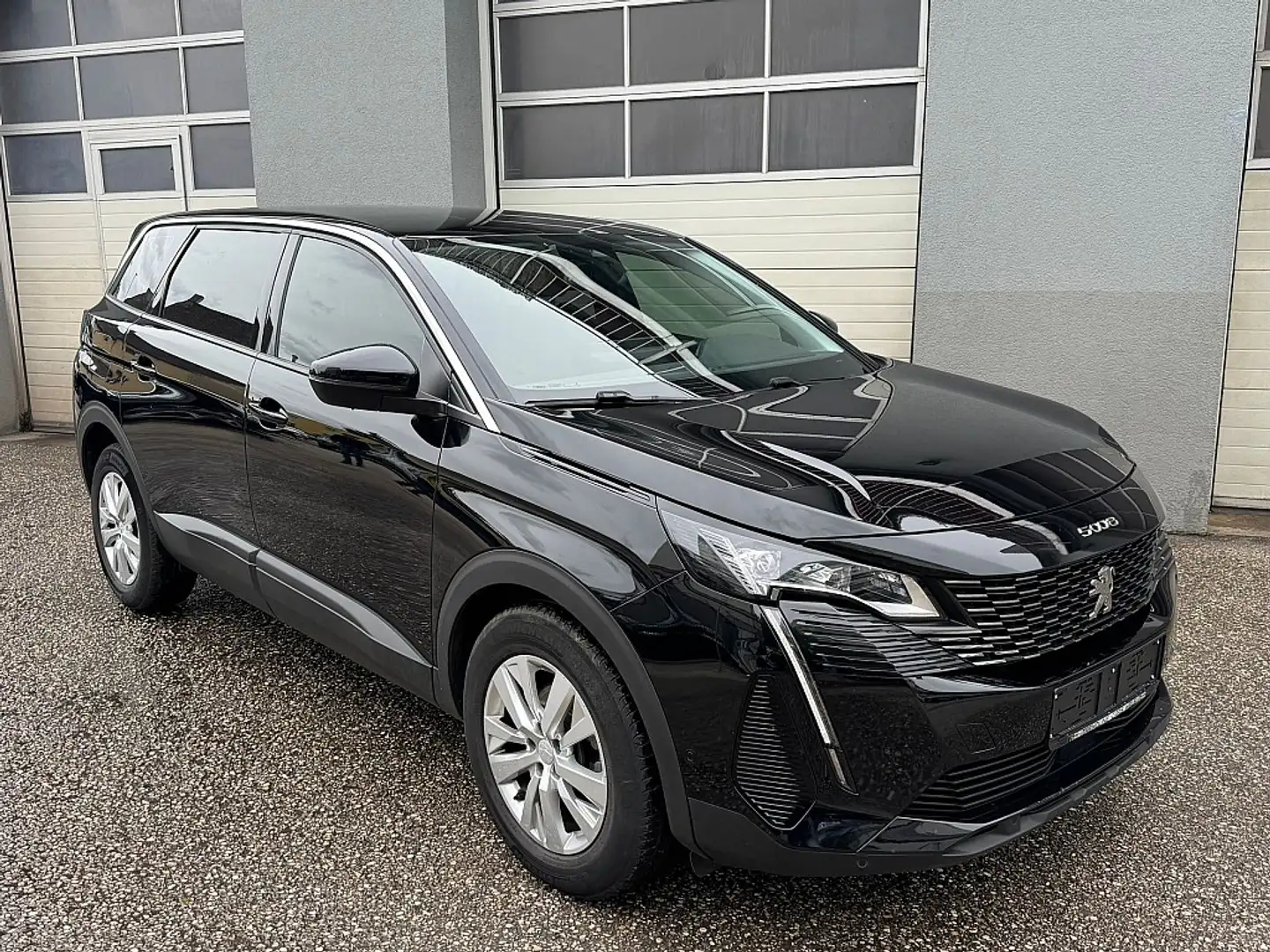 Peugeot 5008 BlueHDI 130 EAT8 Allure *7-SITZER* Schwarz - 2