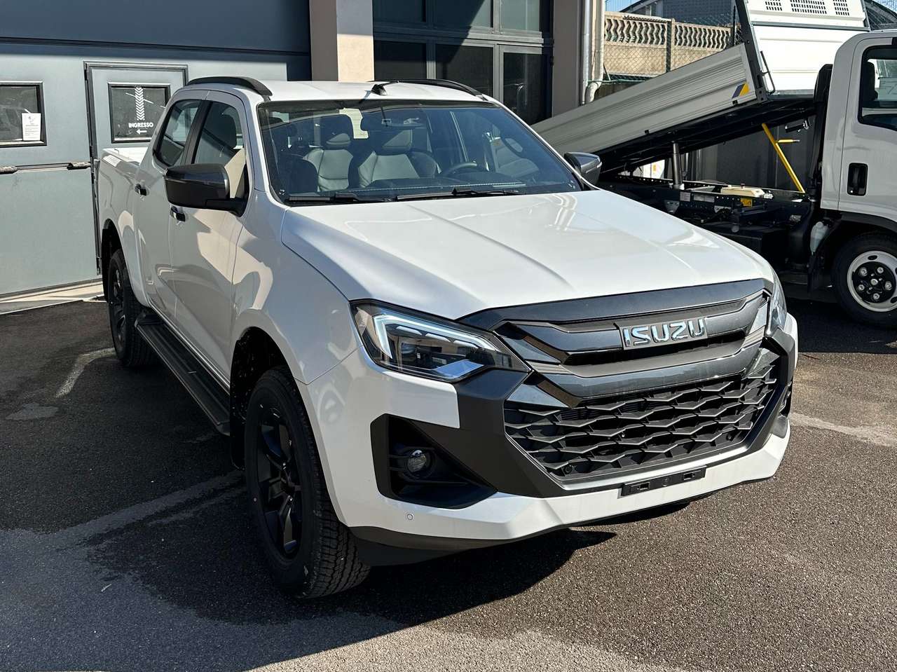 Isuzu D-Max 1.9 crew N60 Nitro Sport 4x4 auto