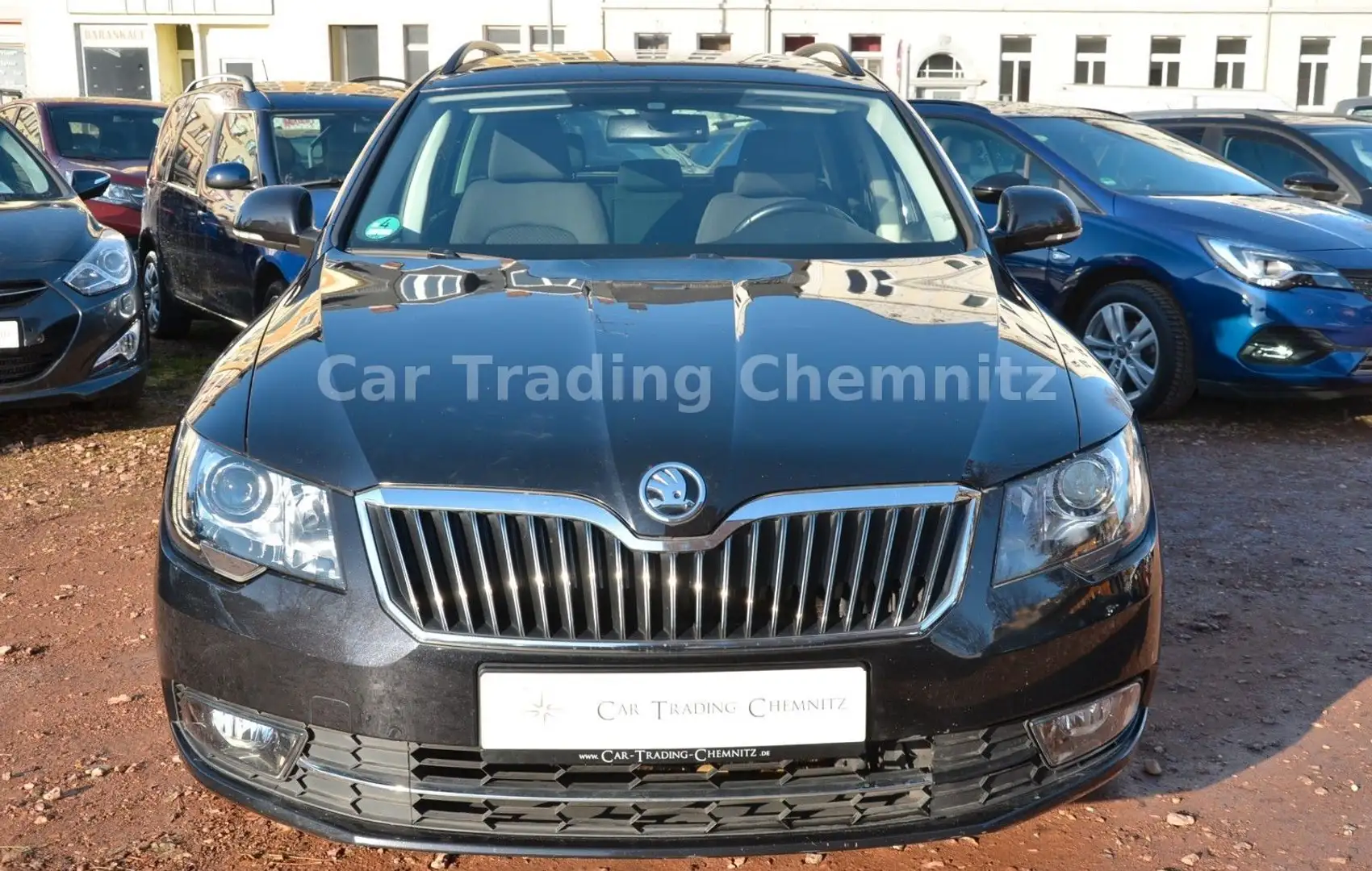 Skoda Superb Exclusive 2.0 TDI Xenon Navi Automatik Black - 2