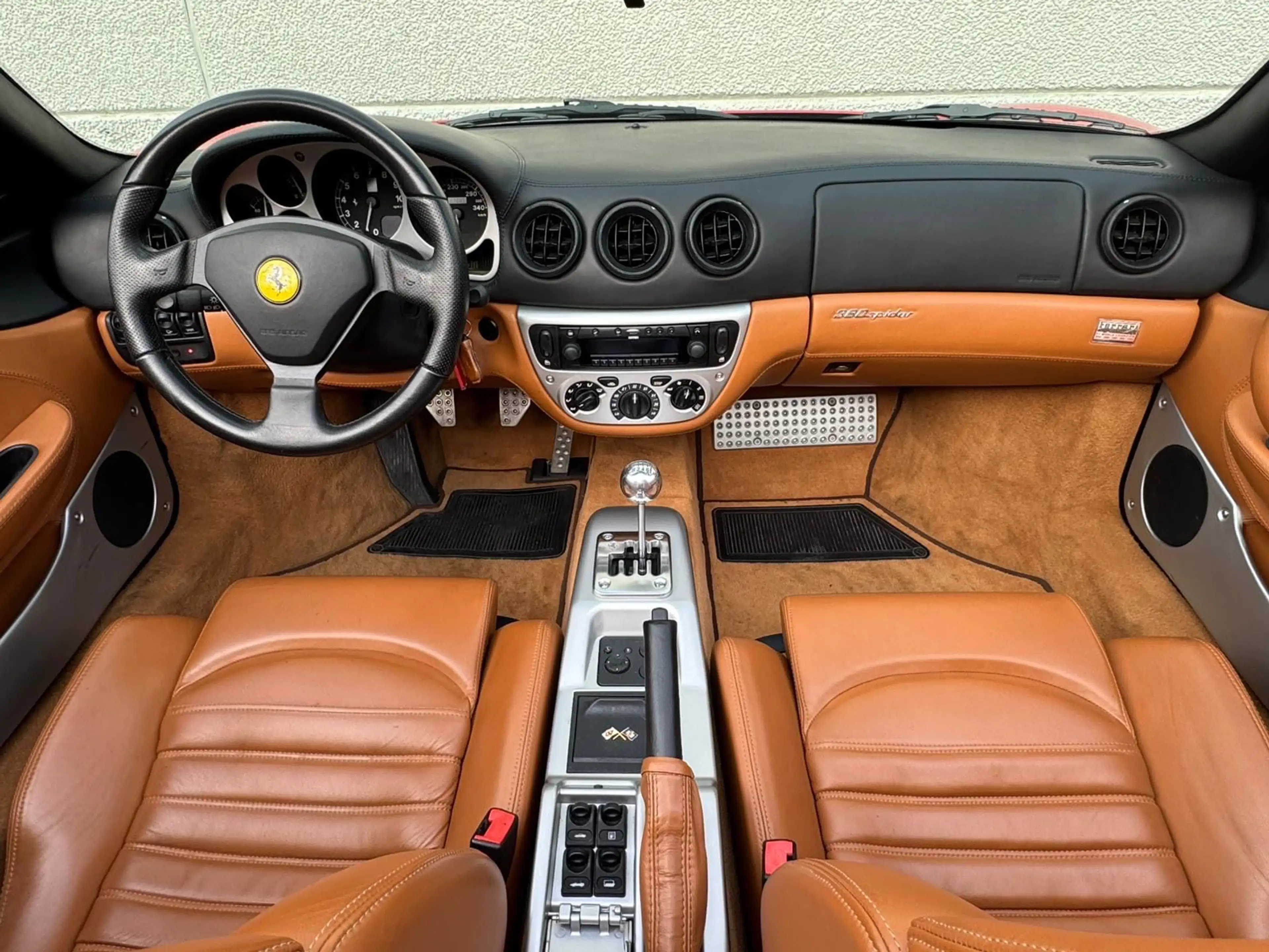 Ferrari 360 Modena Spider 3.6i V8 40v Boite manuelle — photo 13
