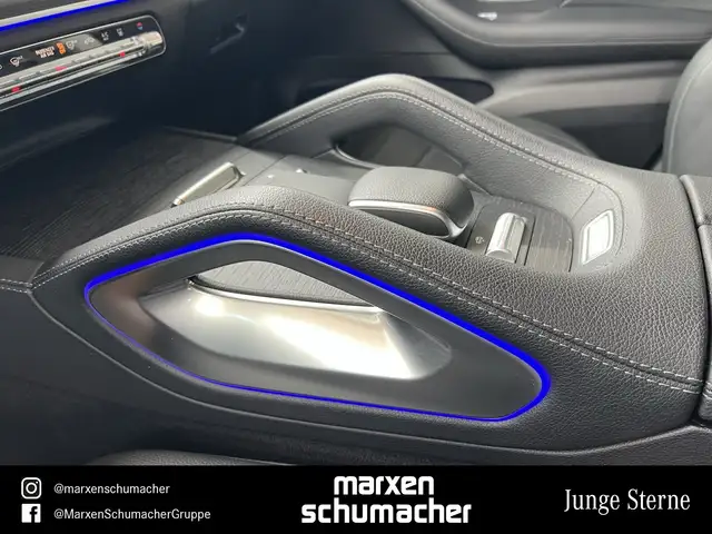 Mercedes-Benz Gle view 25