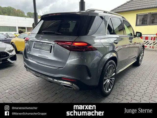 Mercedes-Benz Gle view 4