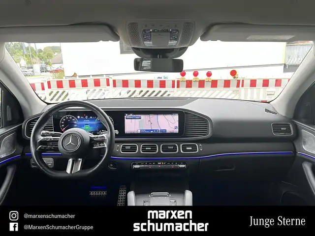 Mercedes-Benz Gle view 22