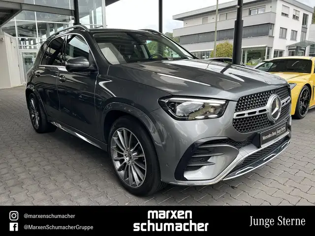 Mercedes-Benz Gle view 3