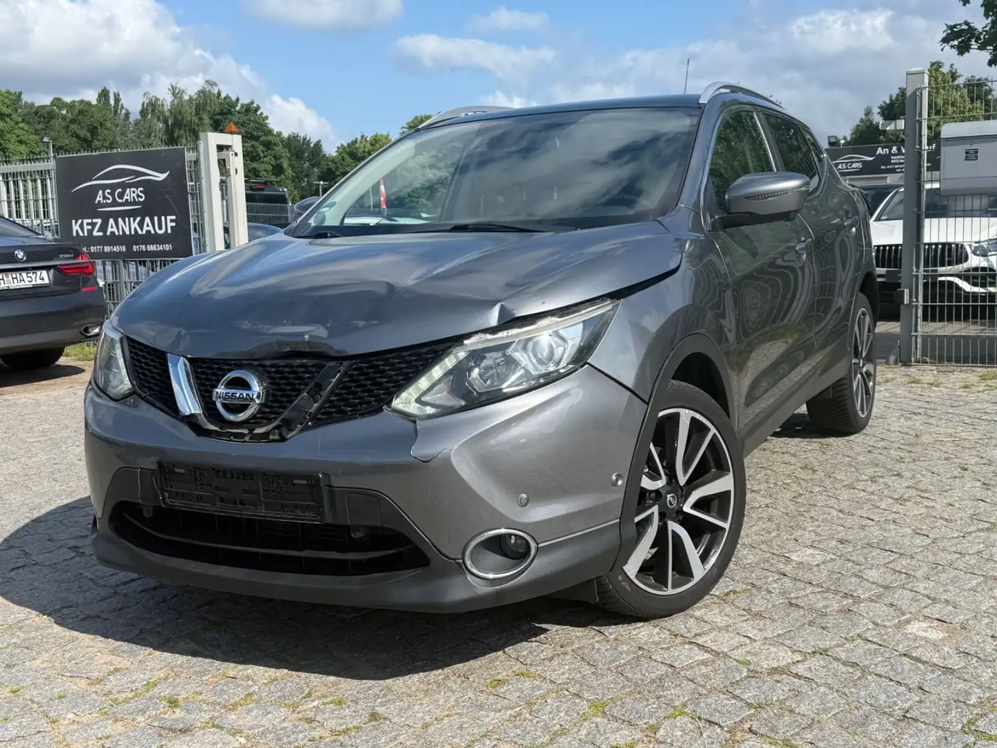 Nissan Qashqai 1.6 DCI Tekna*Leder*Pano*Autm*Kam* - 1
