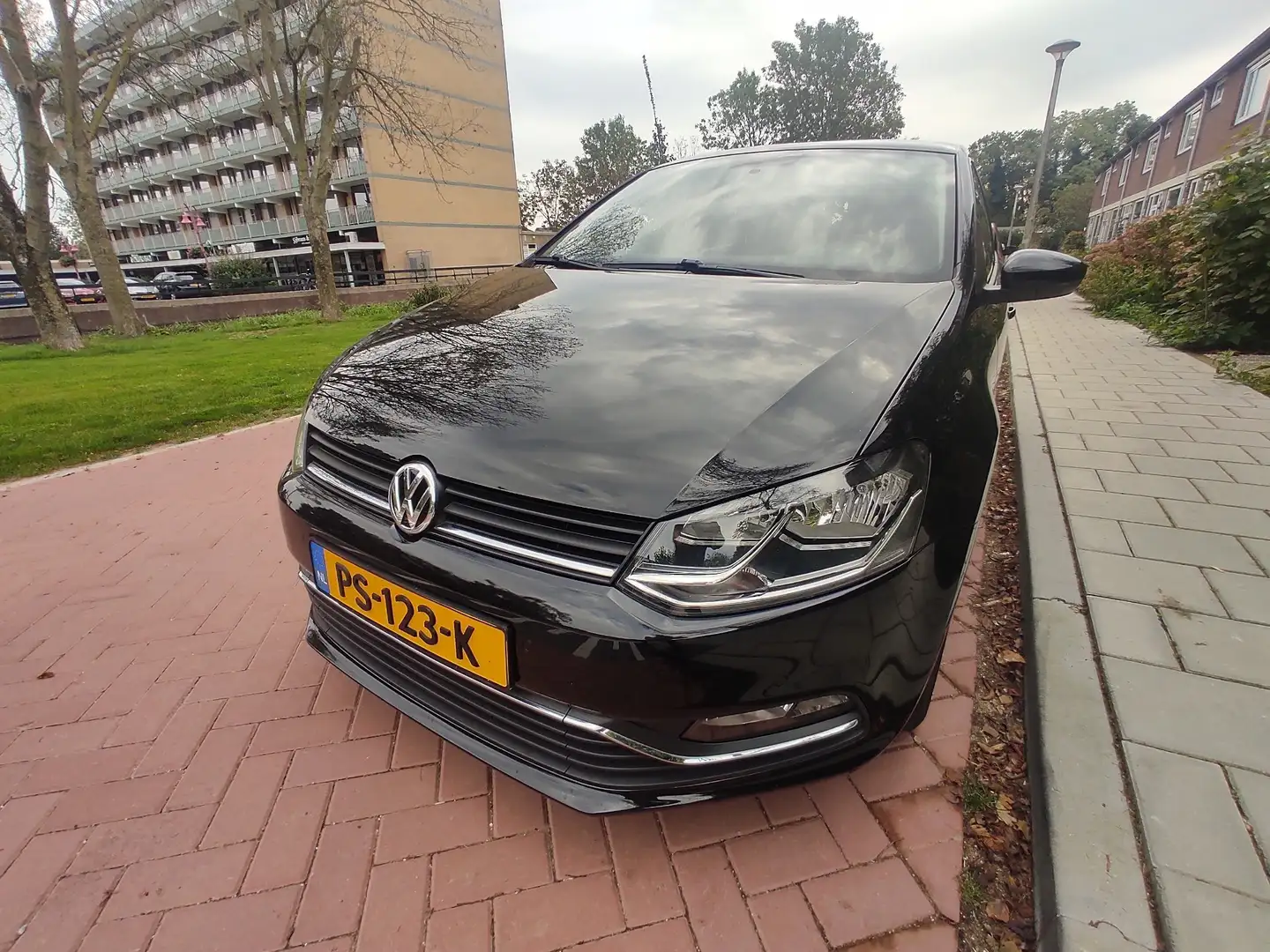 Volkswagen Polo 1.4 TDI Comfortline Zwart - 1