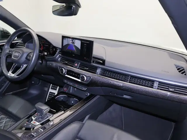 Audi S5 view 9