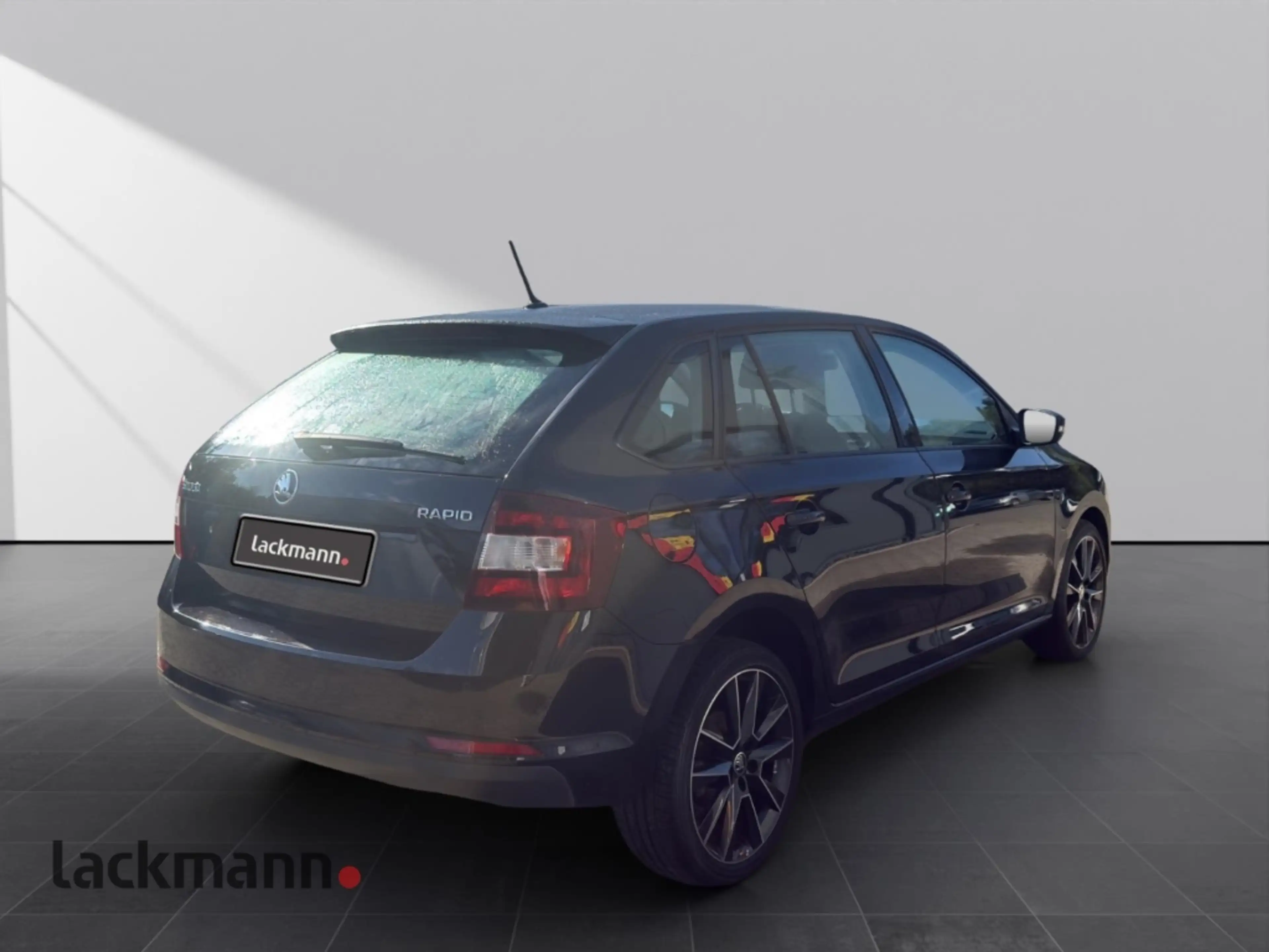 Skoda Rapid/Spaceback Spaceback Active 1.0 TSI *Klima*PDC hi.* — photo 5