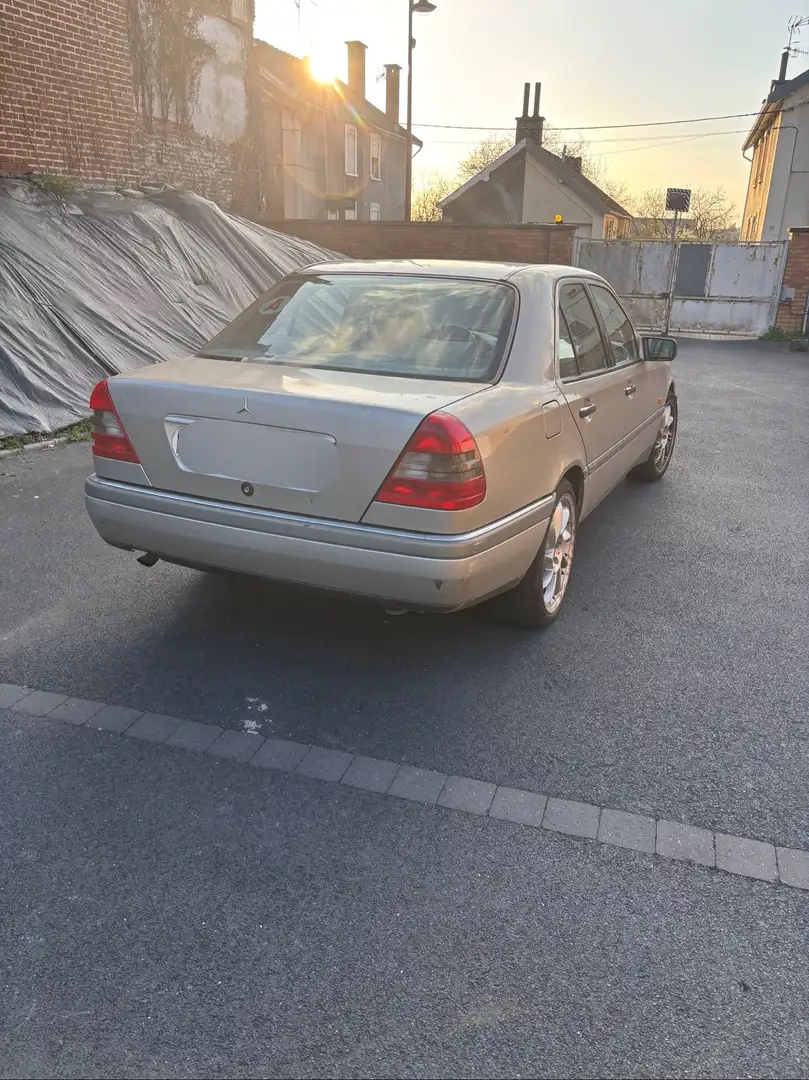 Mercedes-Benz C 180 C180 Elégance A - 2