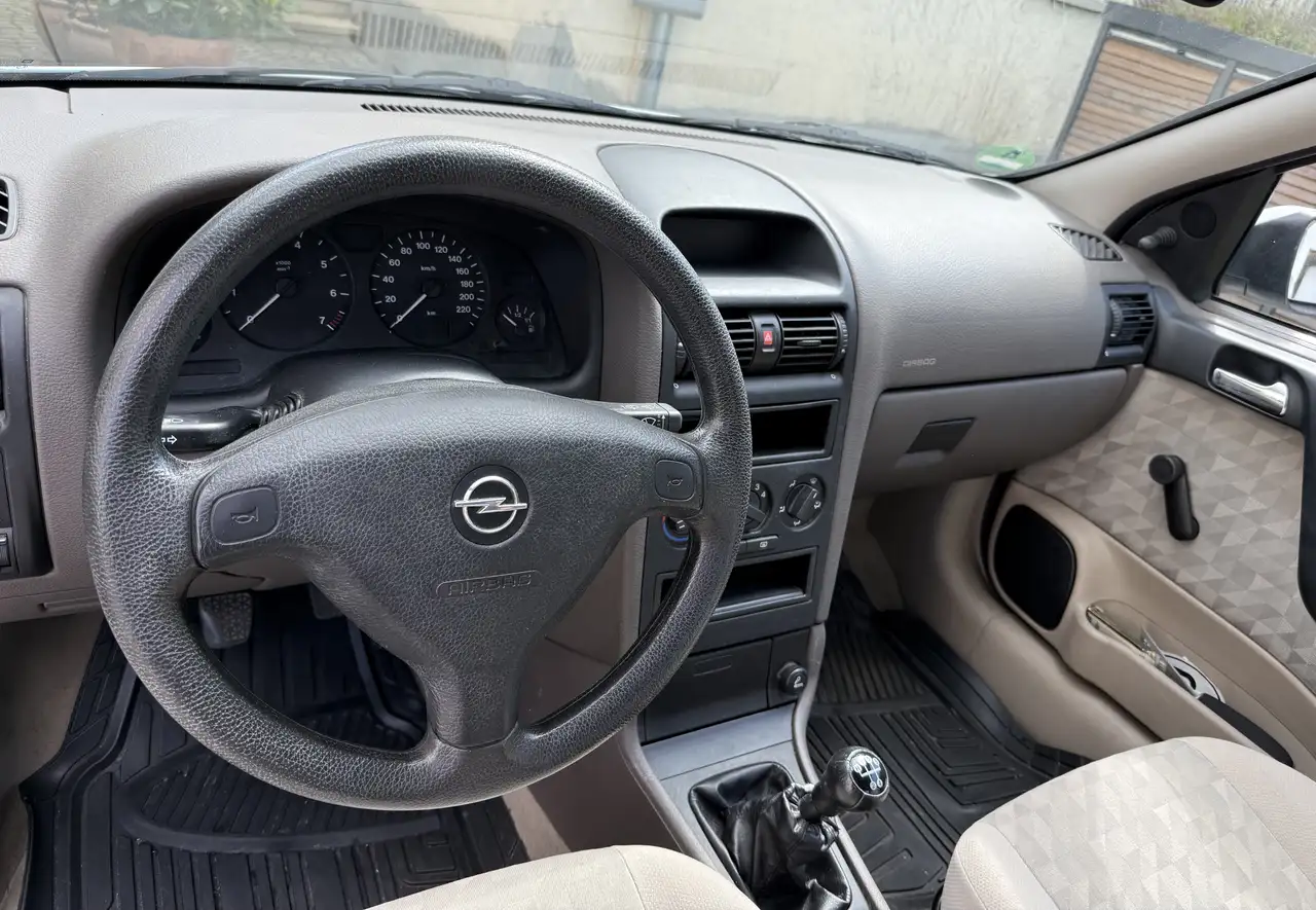 Opel Astra 1.6, foto 7