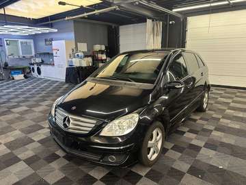 benzine eur4 bj2007 manueel 5deurs
