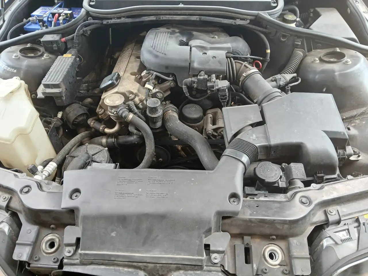 BMW 318i, foto 4