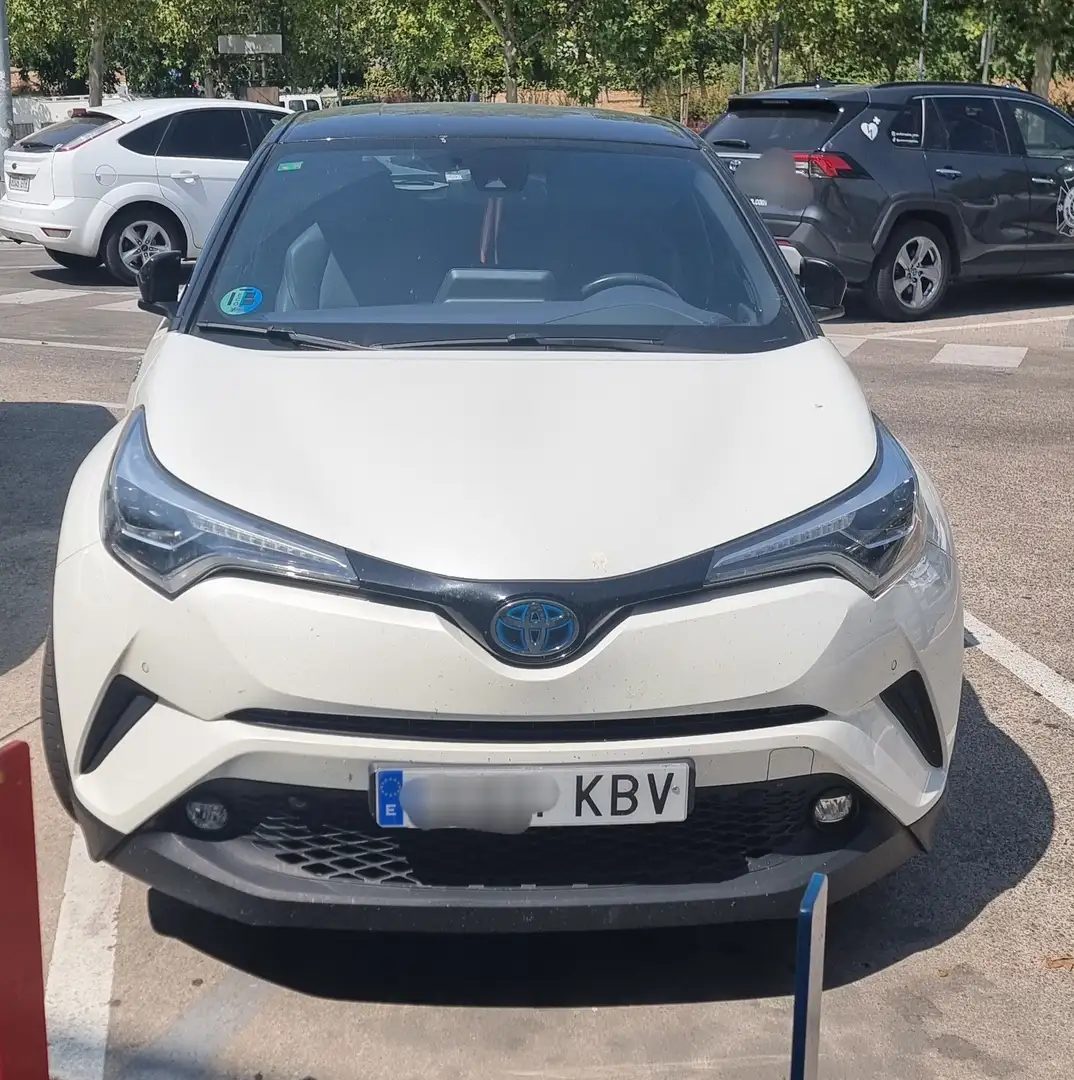 Toyota C-HR 125H Dynamic Plus - 2