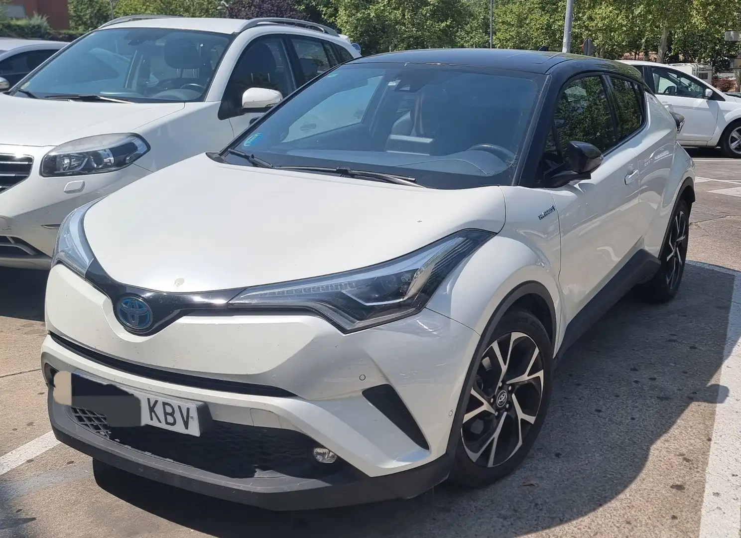 Toyota C-HR 125H Dynamic Plus - 1