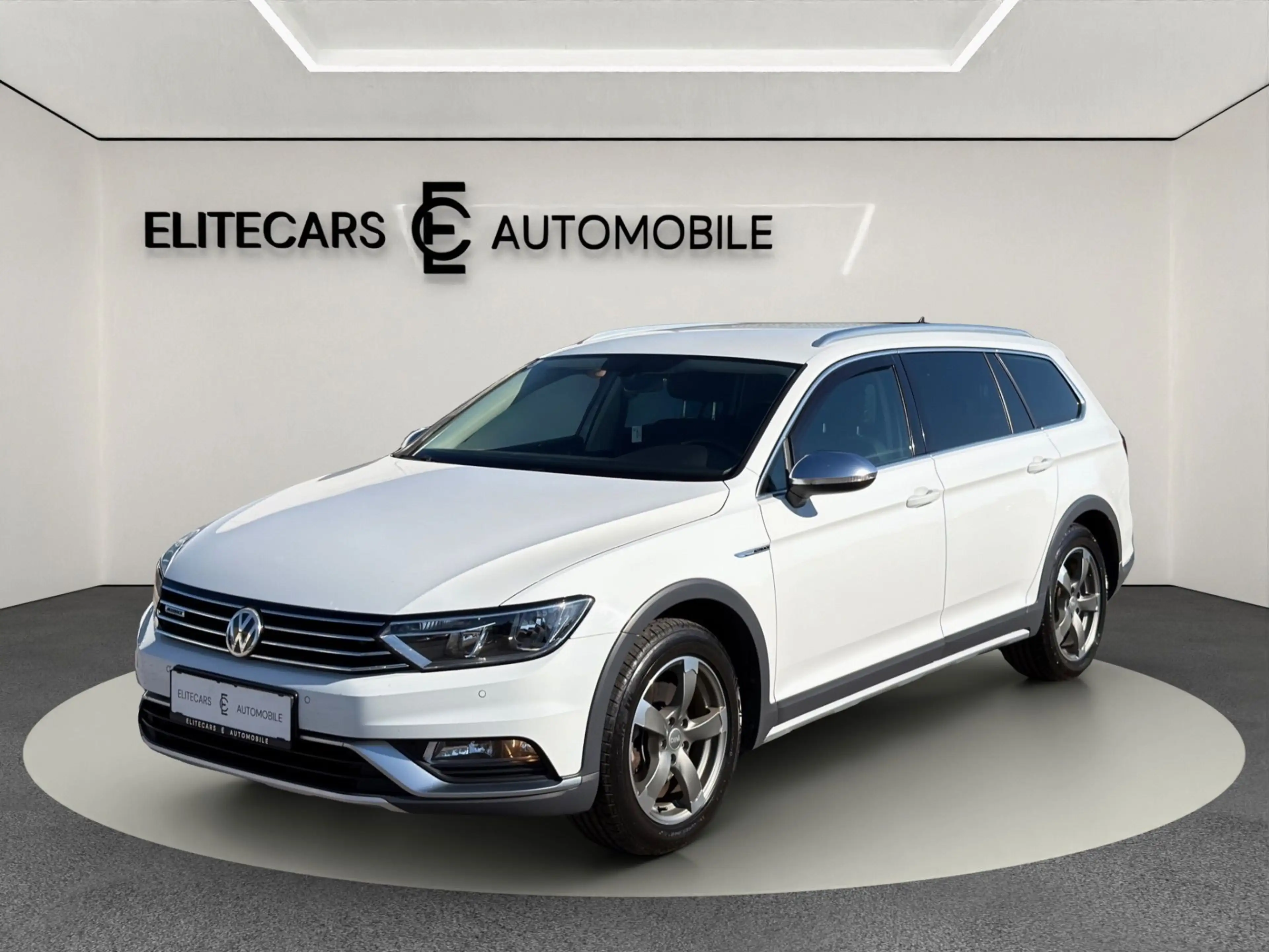Volkswagen Passat Alltrack 2,0 TDI 4 MOTION ALLRAD / ANHÄNGER / ABSTANDSTEMP — photo 8